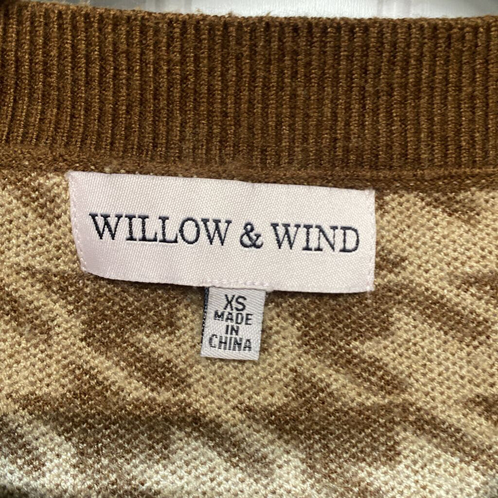 *WILLOW & WIND SUMMER SWEATER CHEVRON PATTERN
