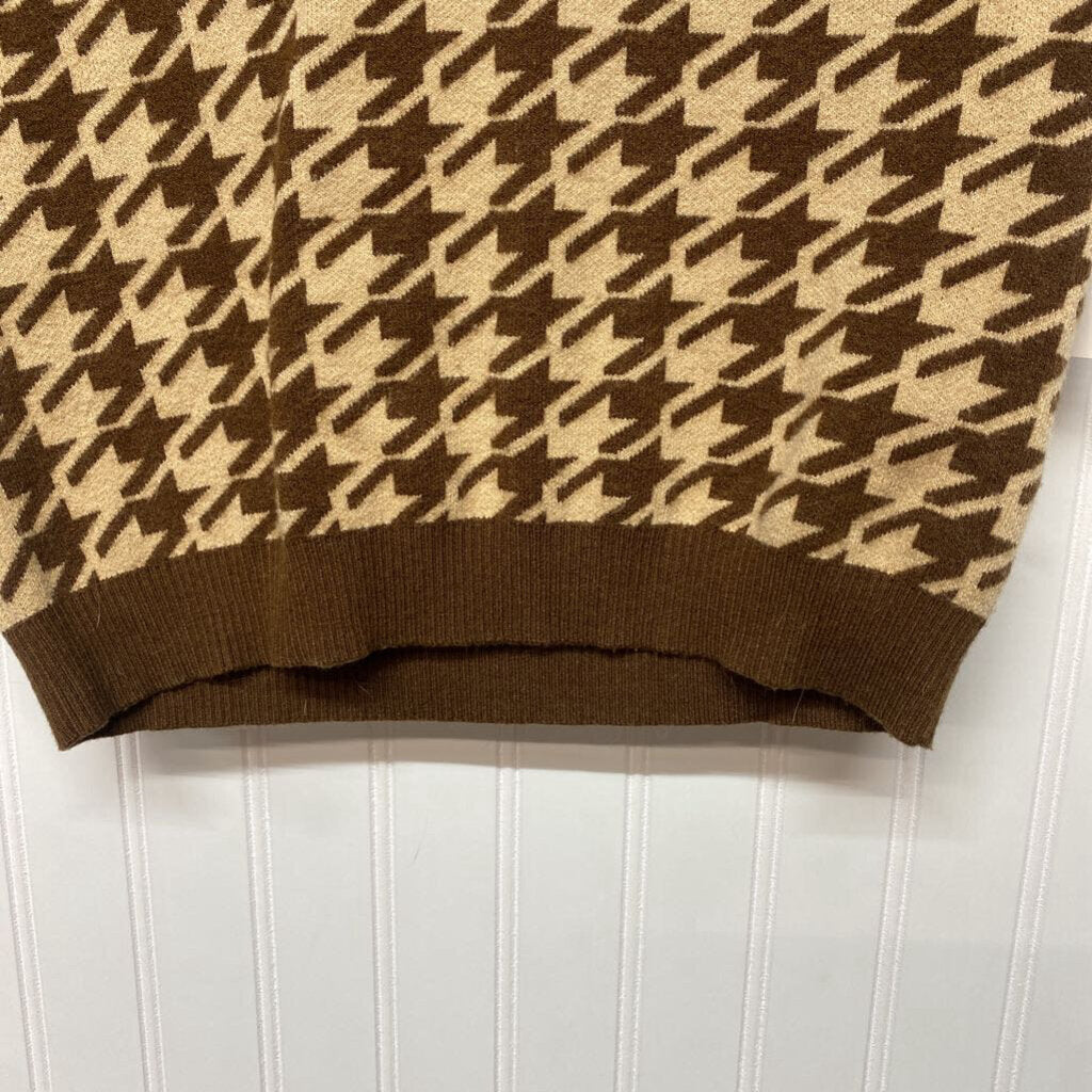 *WILLOW & WIND SUMMER SWEATER CHEVRON PATTERN