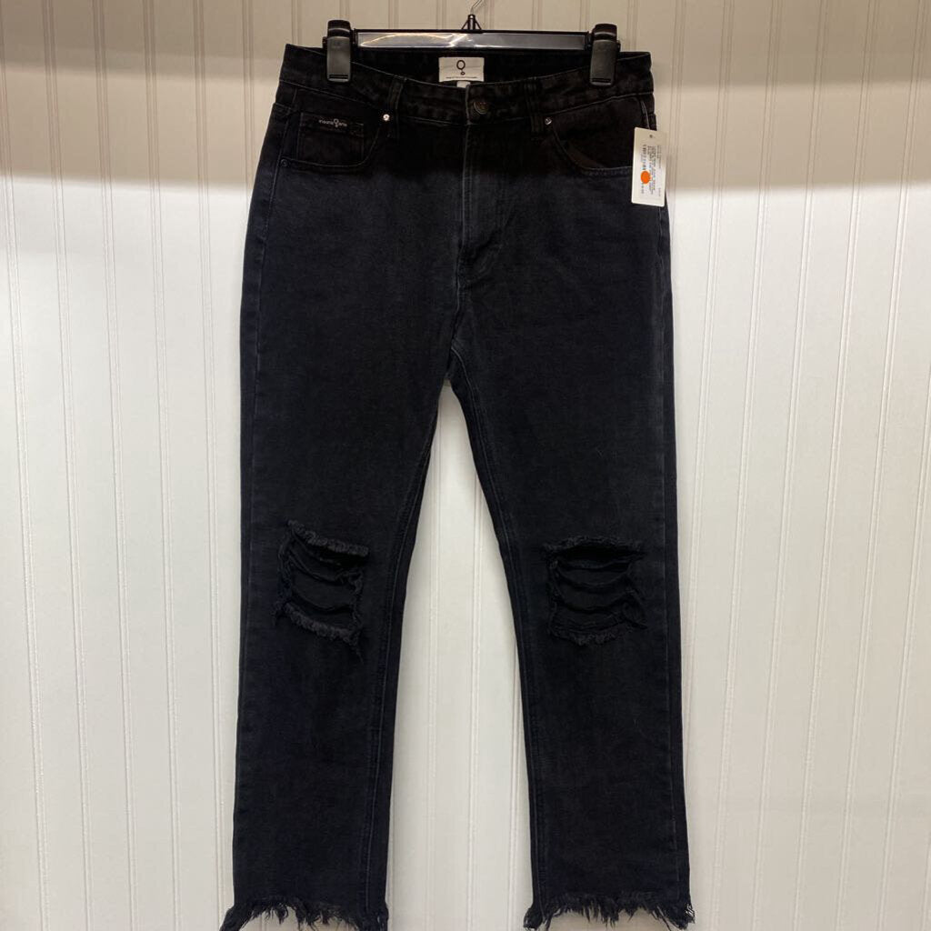 *INSANE GENE BLACK DENIM DISTRESSED AT KNEES AND ANKLES