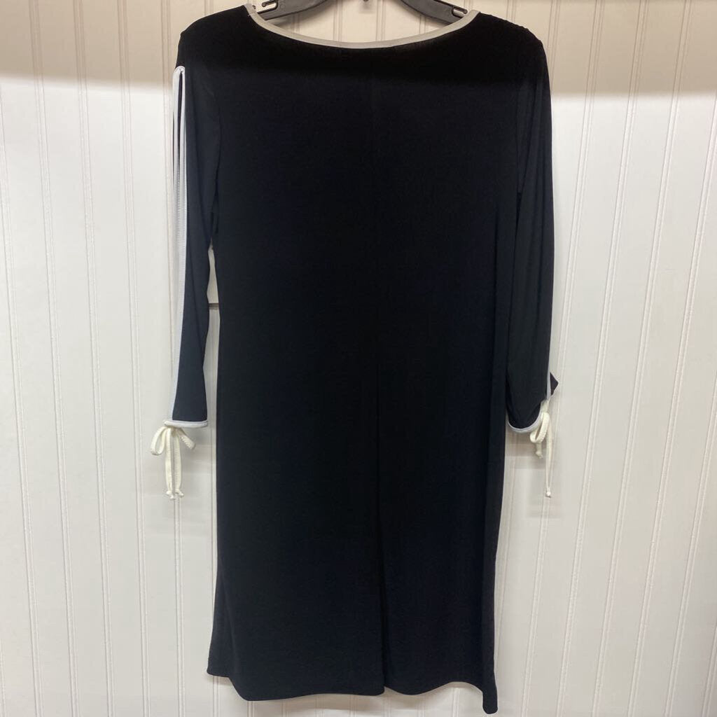 LONG SLEEVE DRESS