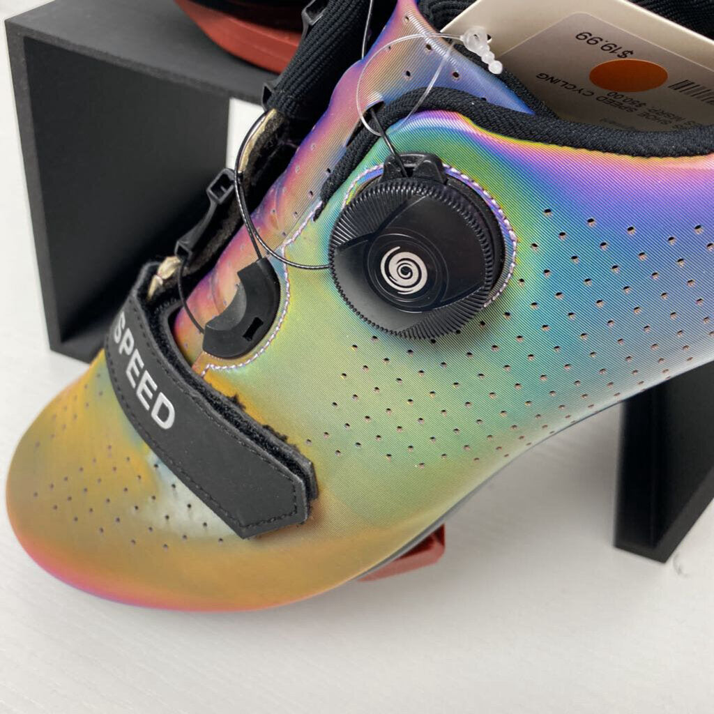 CYCLING SHOES