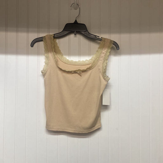 LACE DETAIL TANK TOP