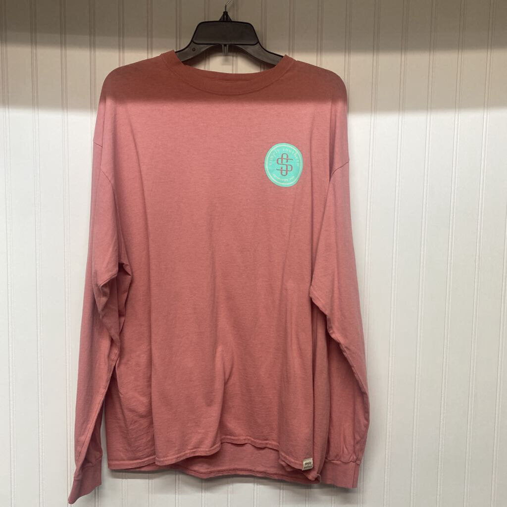 LONG SLEEVE GRAPHIC TEE