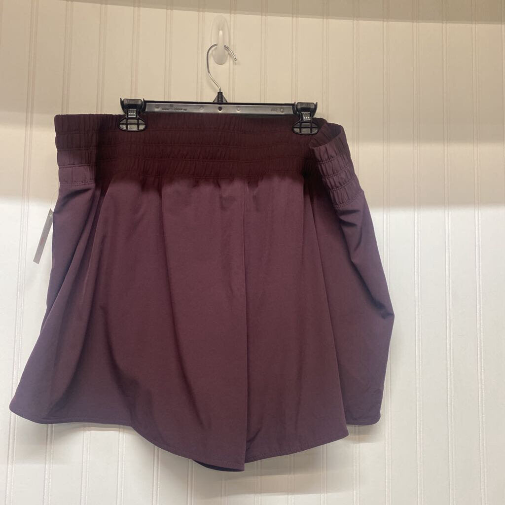 OLD NAVY ACTIVE SHORTS