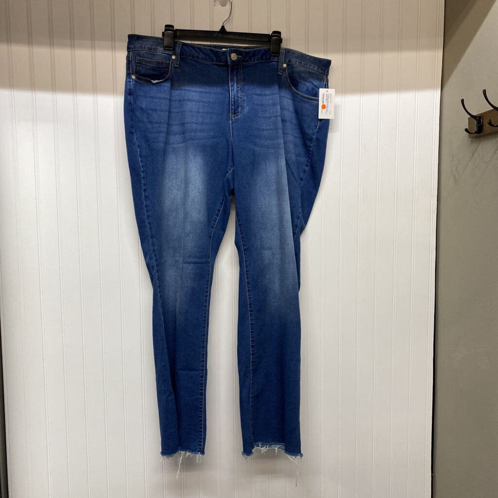 PLUS DENIM JEANS