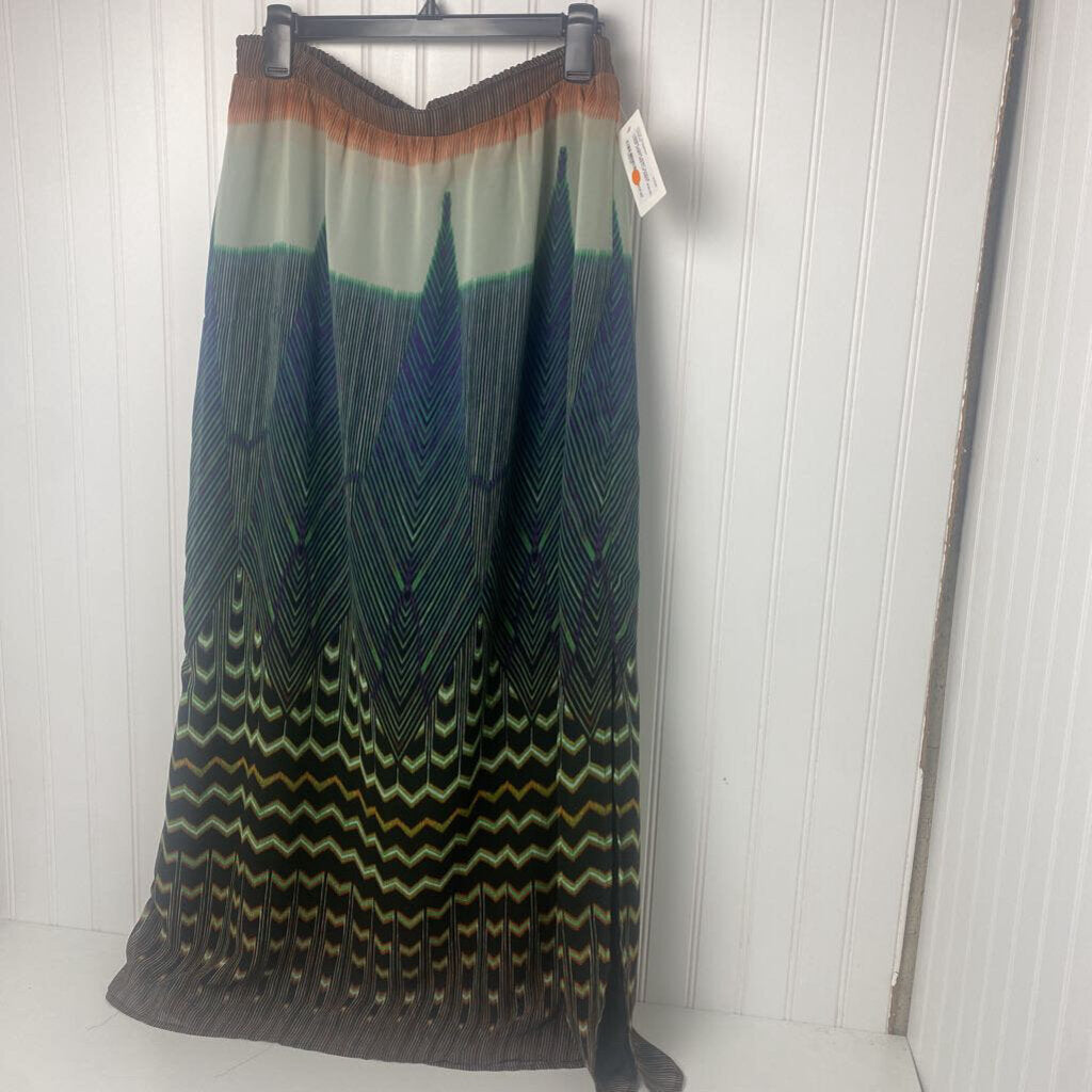 LONG SKIRT