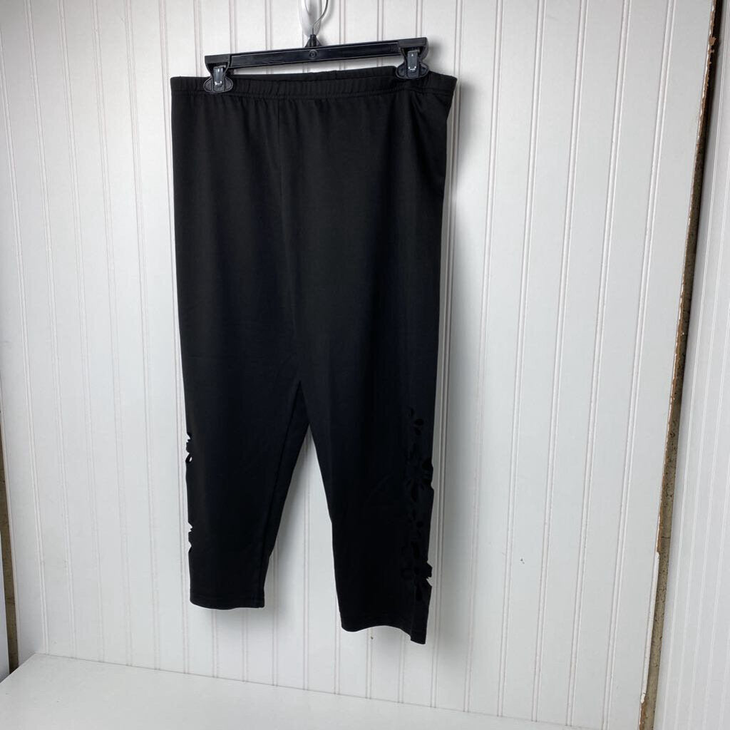CUT OUT LEGGINGS