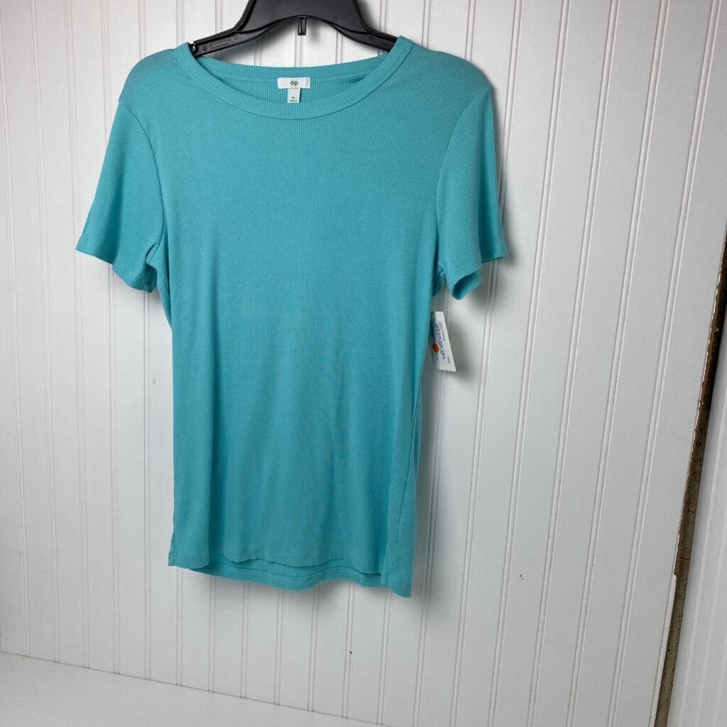 BASIC SHORT SLEEVE TOP