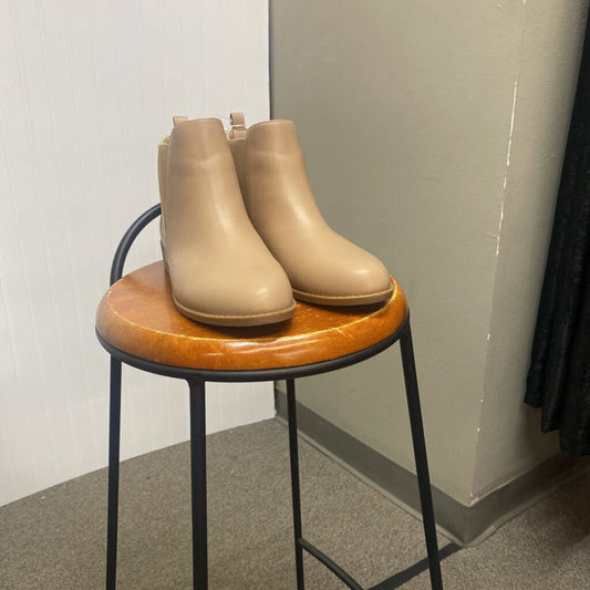 LADIES ANKLE BOOTIES