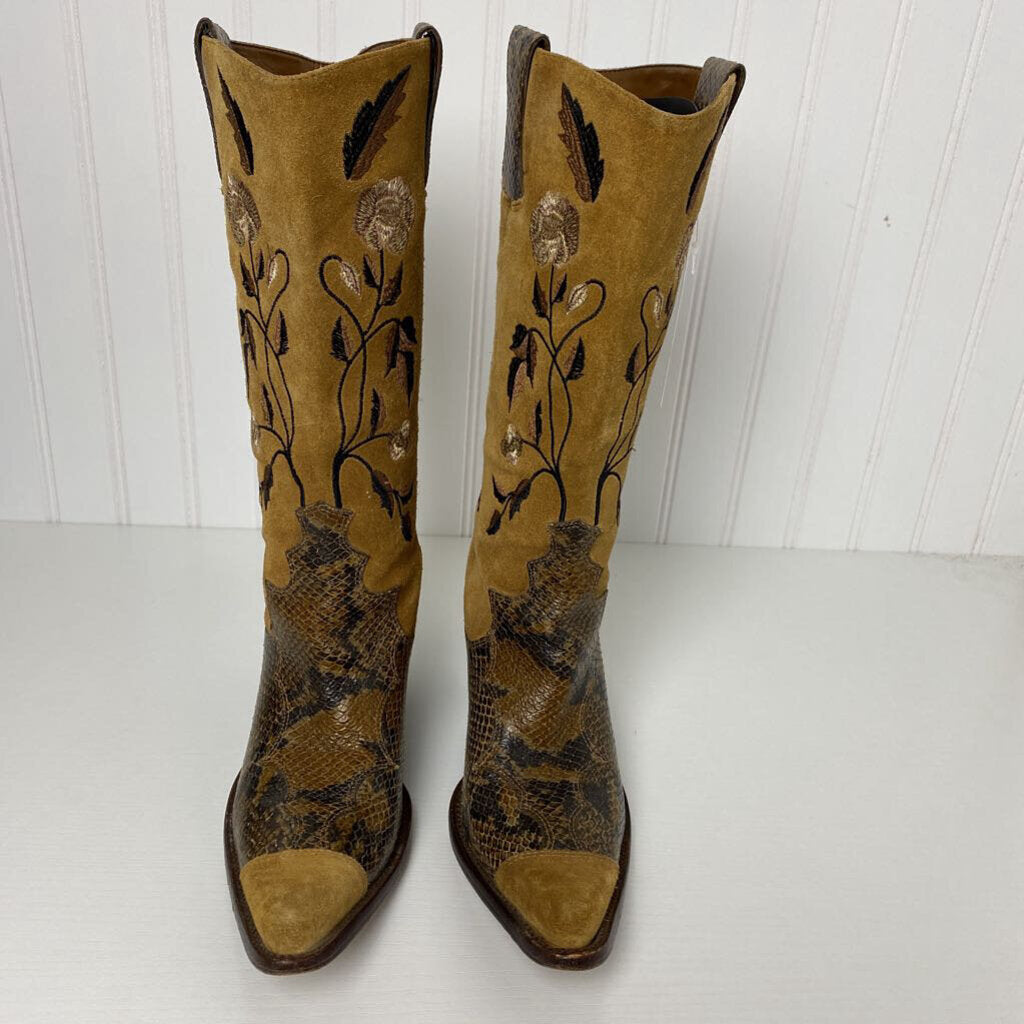 EMBROIDERED SUEDE AND SMAKESKIN BOOTS