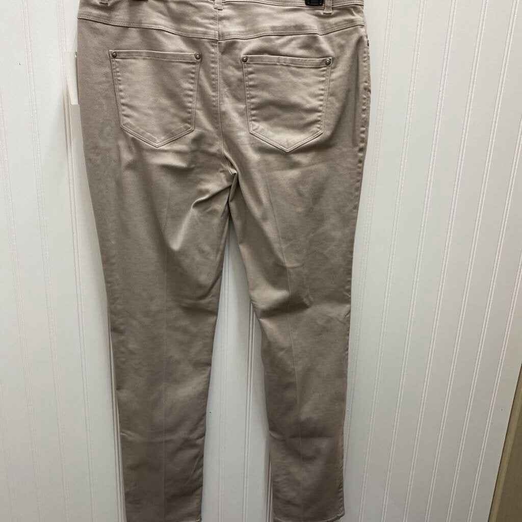 SKINNY CUT JEANS