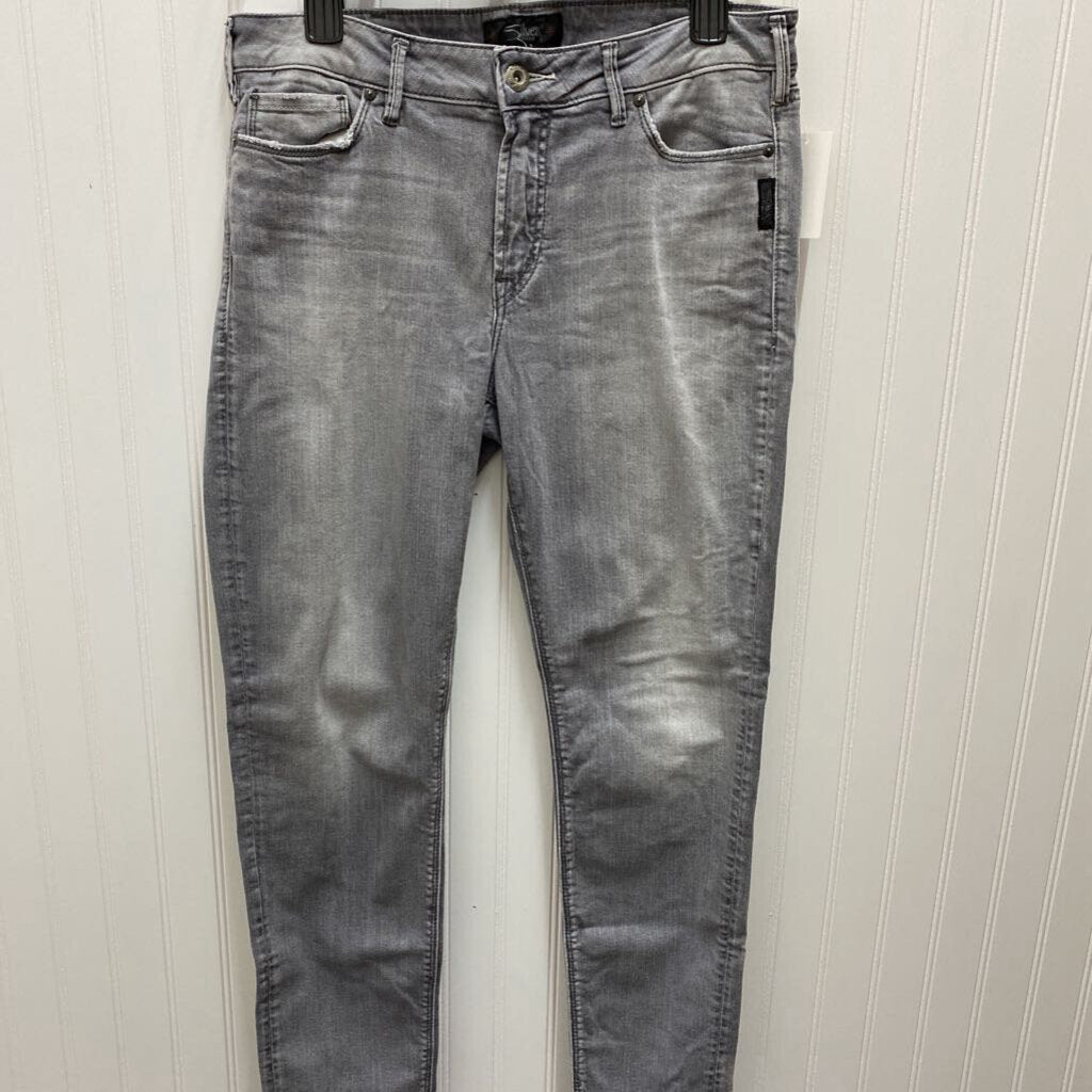 SKINNY CUT JEANS *PREMIUM BRAND*
