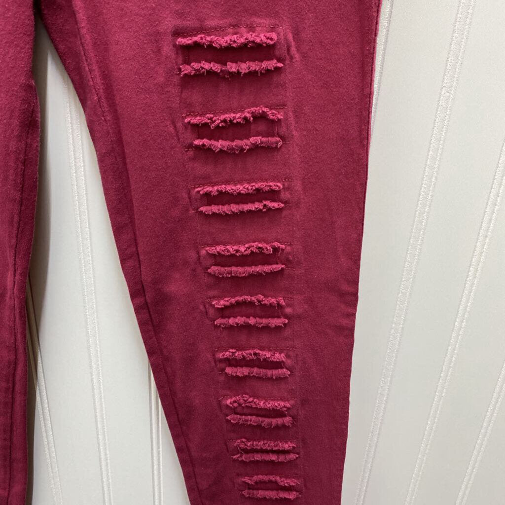 DISTRESSED JEGGINGS