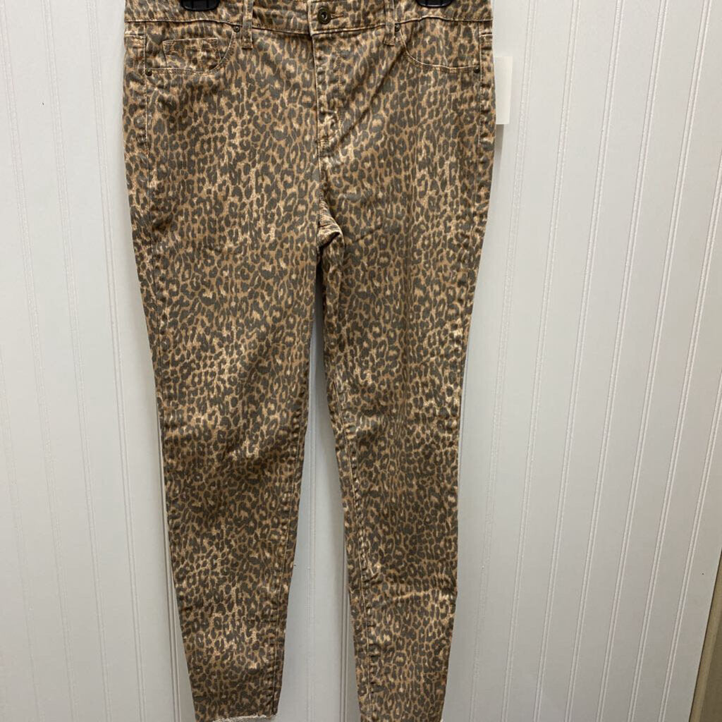 CHEETAH PRINT SKINNY CUT JEANS
