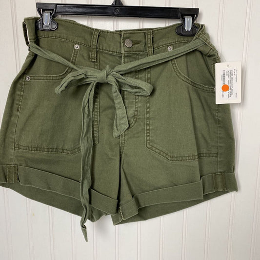CUFFED DENIM SHORTS WITH BELT