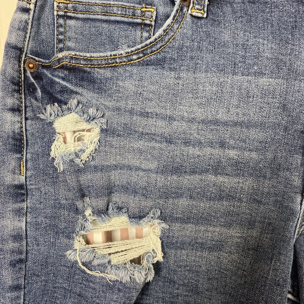 USA CUTOFF DENIM JEAN SHORTS