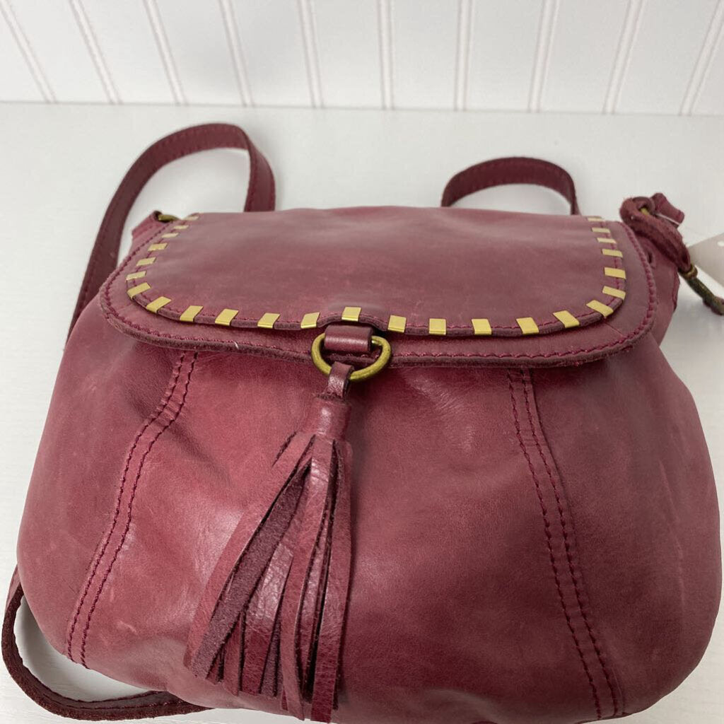 LEATHER CROSSBODY