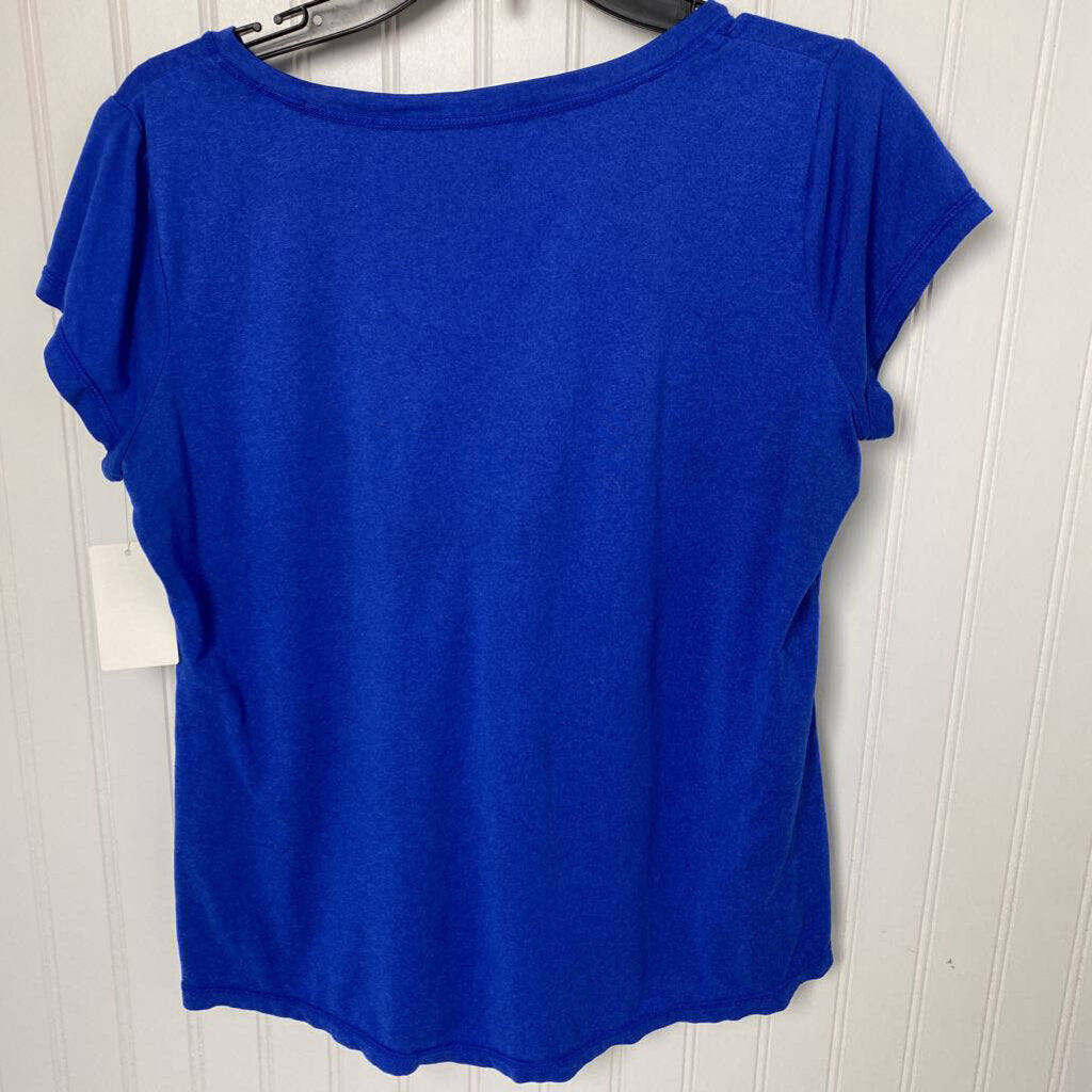 SHORT SLEEVE V NECK TEE