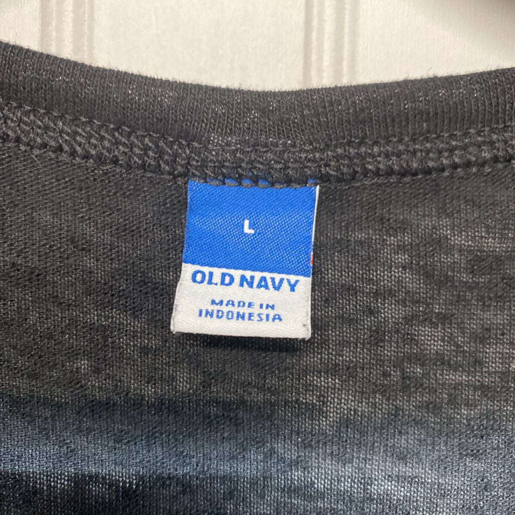 SCOOP NECK TOP