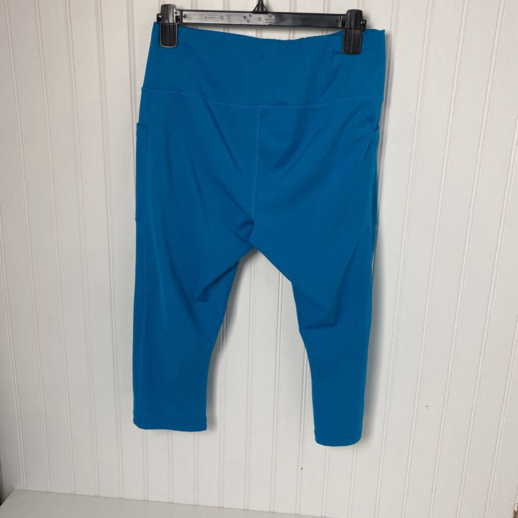 LADIES ATHLETIC CAPRIS