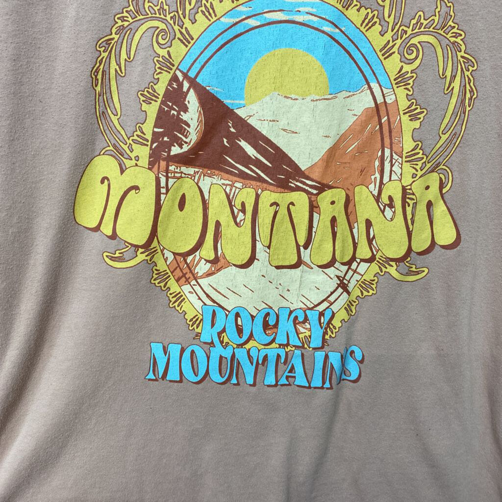 MONTANA GRAPHIC TEE