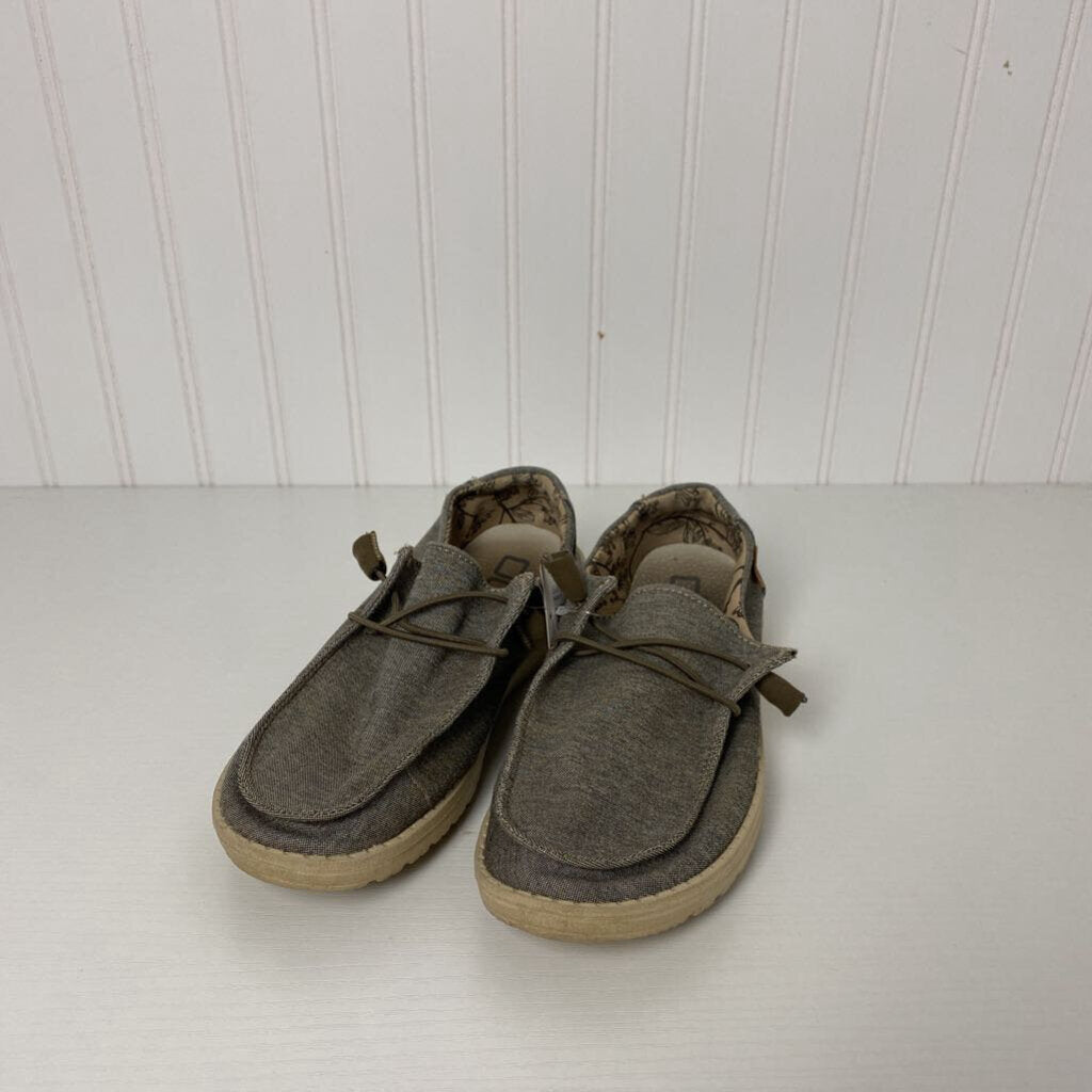 SLIP ON SHOE
