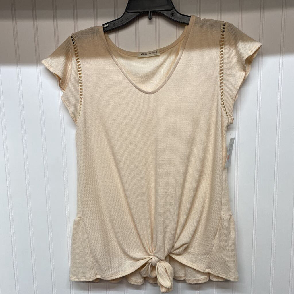 CAP SLEEVED TOP