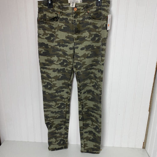 ZIP ANKLE CAMO SKINNY JEANS
