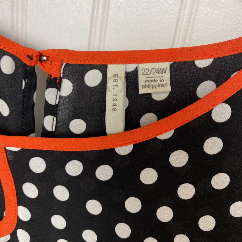 BLACK AND WHITE POLKA DOT