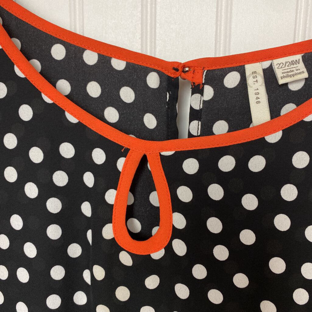 BLACK AND WHITE POLKA DOT