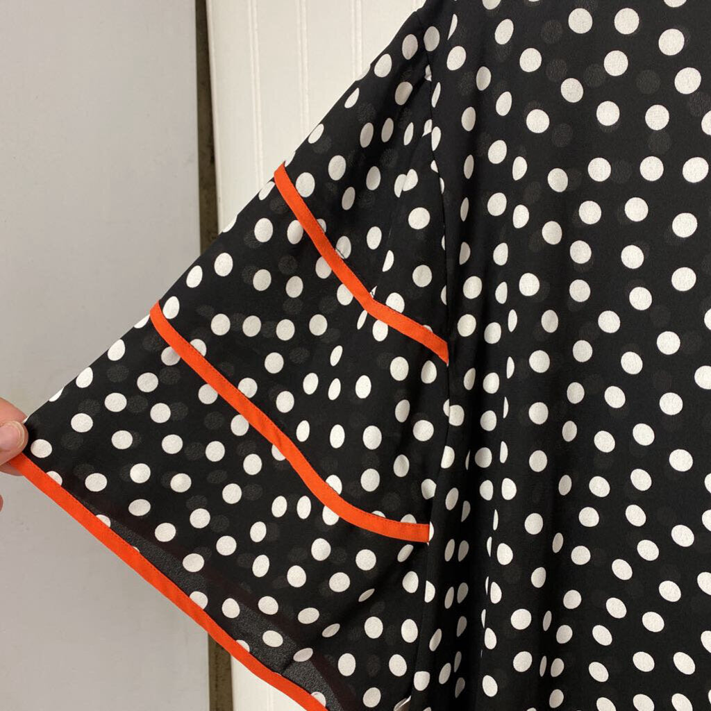 BLACK AND WHITE POLKA DOT