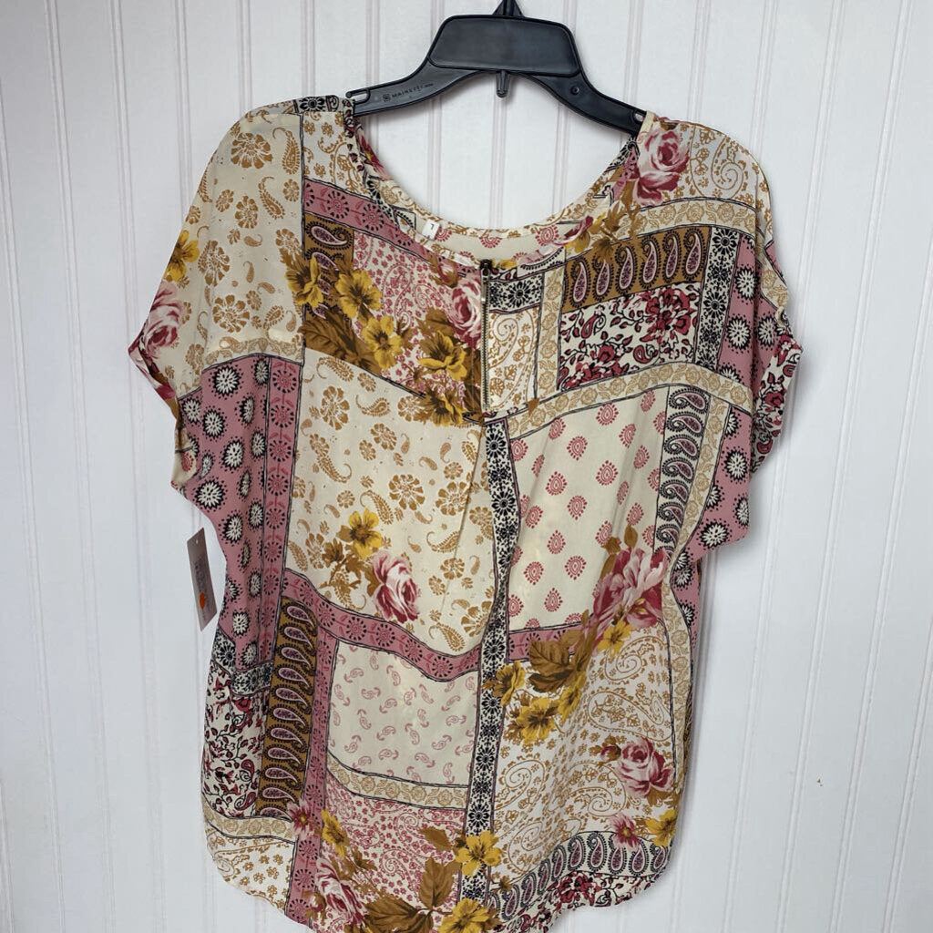 SHEAR SHORT SLEEVED TOP