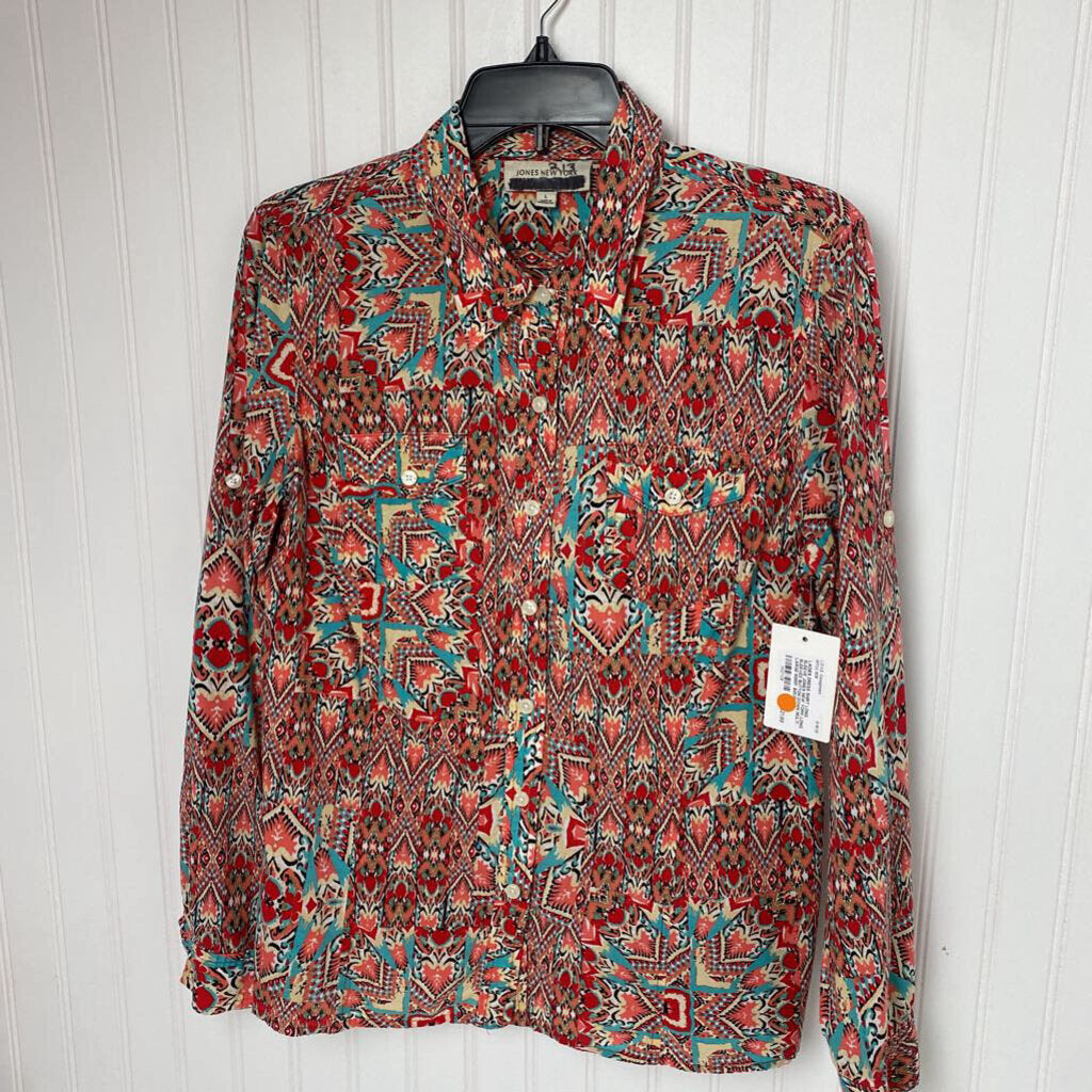 LONG SLEEVED BUTTON DOWN