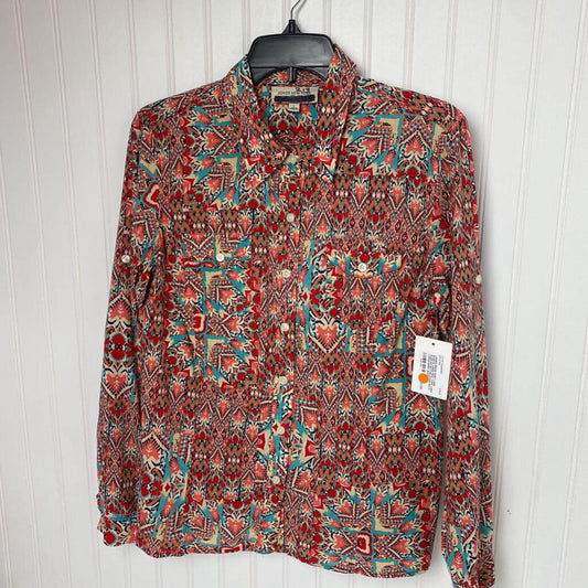 LONG SLEEVED BUTTON DOWN