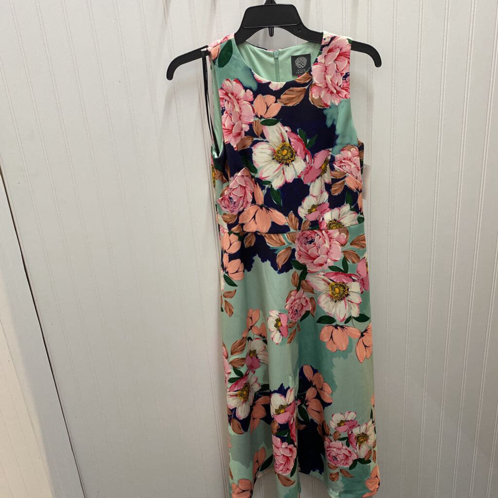 FLORAL SLEEVLESS DRESS