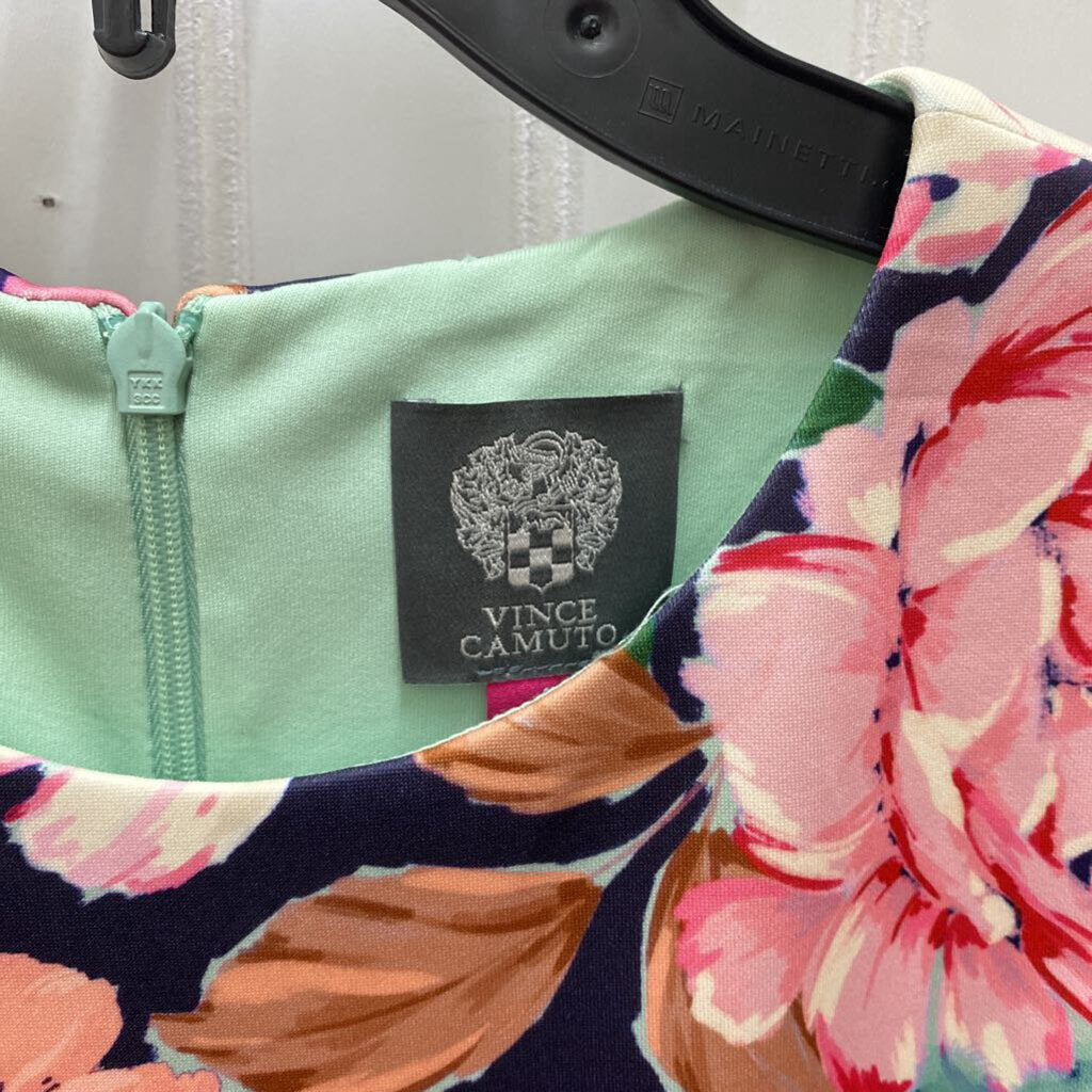 FLORAL SLEEVLESS DRESS