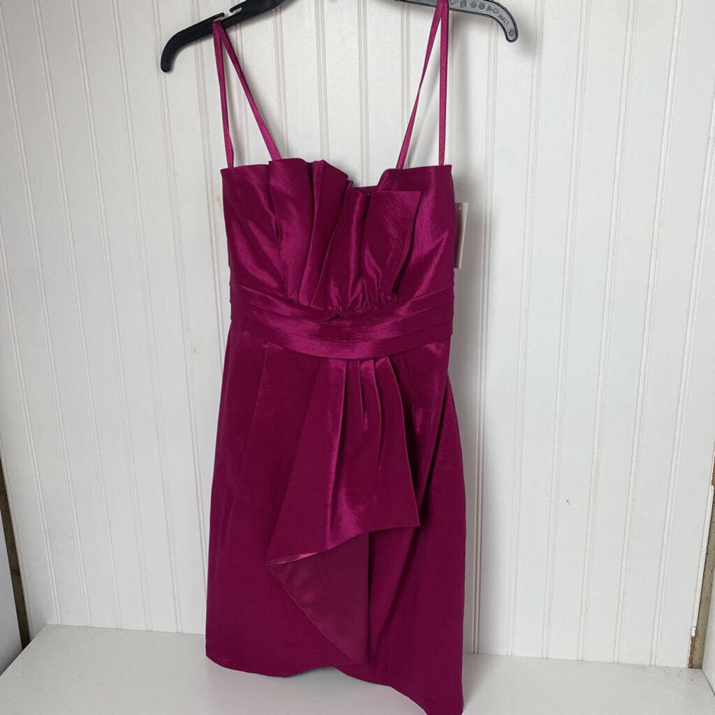 STRAPLESS SHORT DRESS