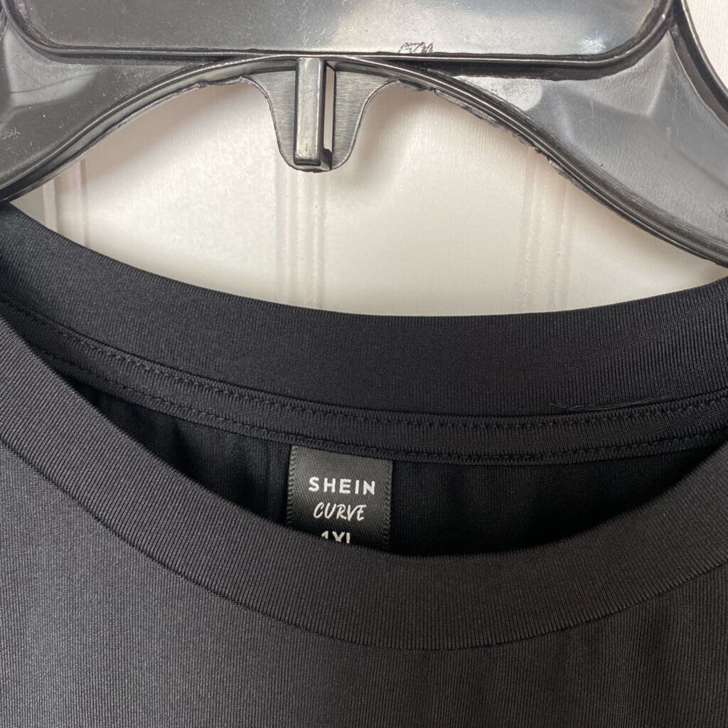 CROPPED BLINGY EYED TOP