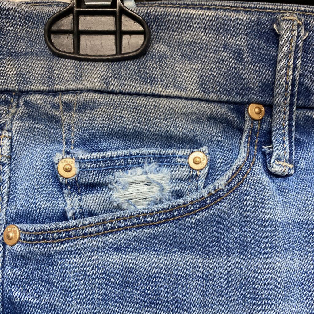 FLAT FRONT MOM SHORTS
