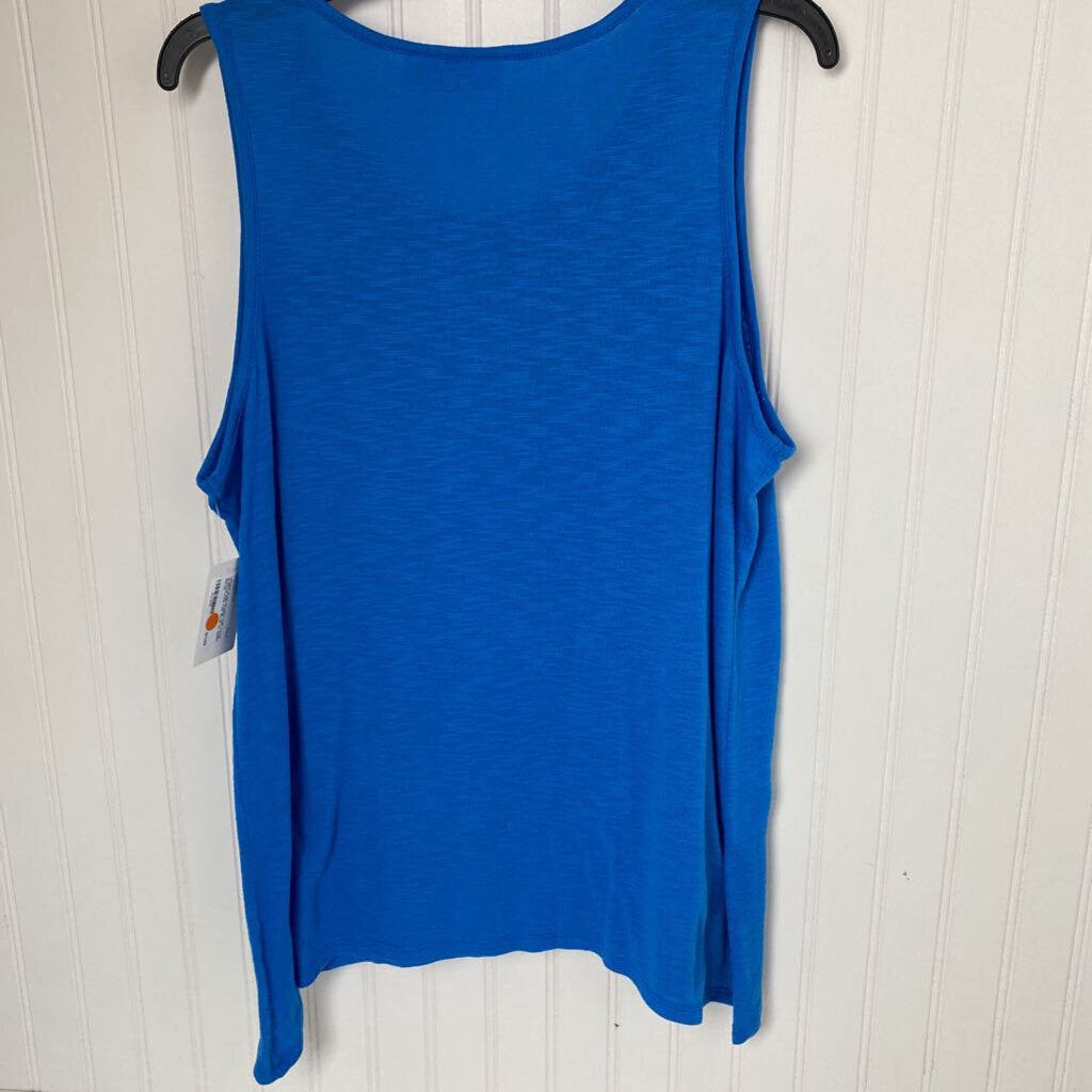 SLEEVELESS TOP