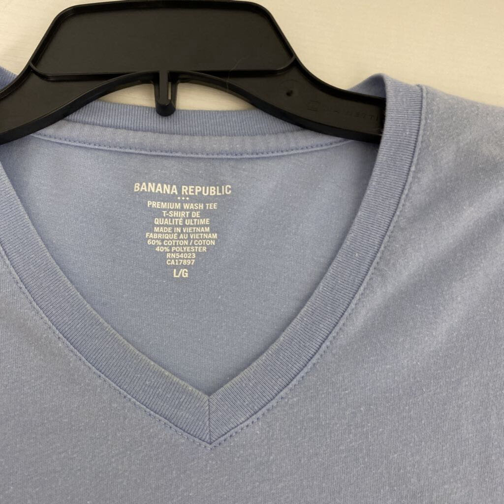 SHORT SLEEVE V NECK TEE