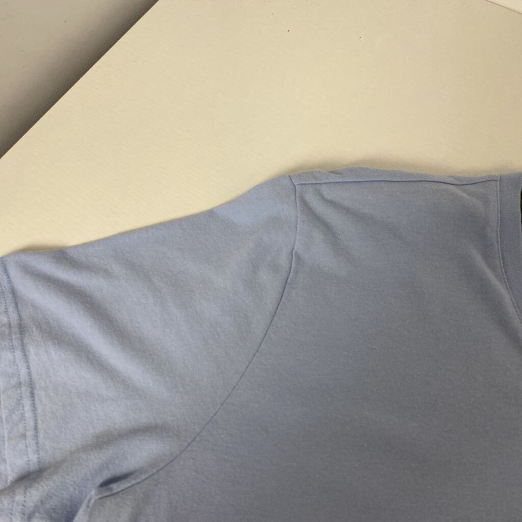 SHORT SLEEVE V NECK TEE