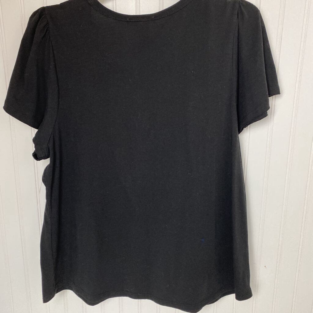 SHORT SLEEVE TOP