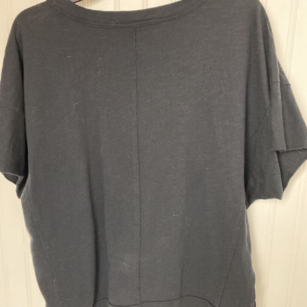 SHORT SLEEVE CROPPED TEE