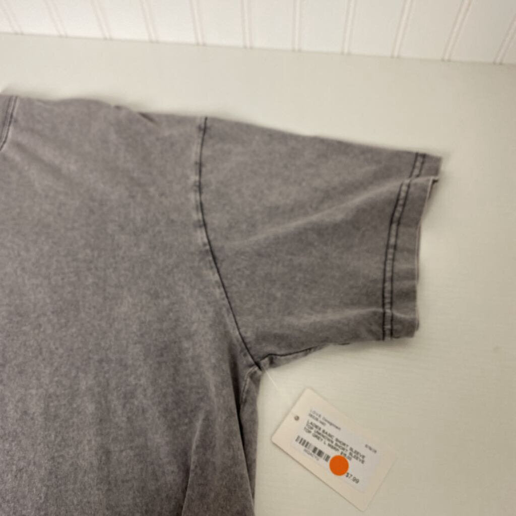SHORT SLEEVE TOP