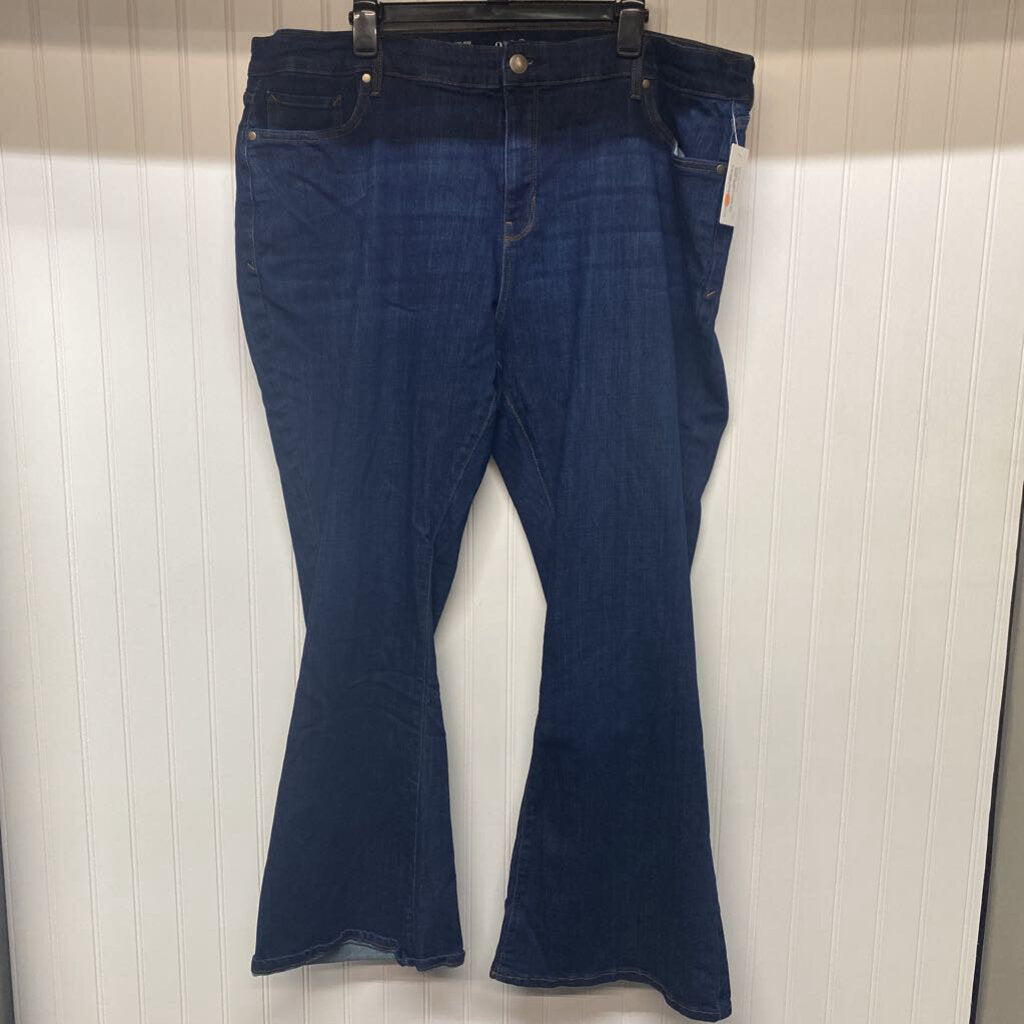 FLARE JEANS