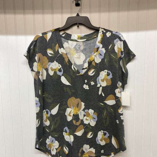 FLOWERED SHORT SLEEVED