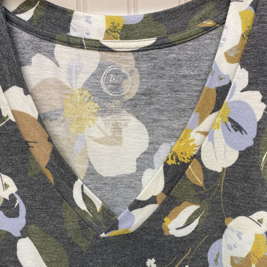 FLOWERED SHORT SLEEVED