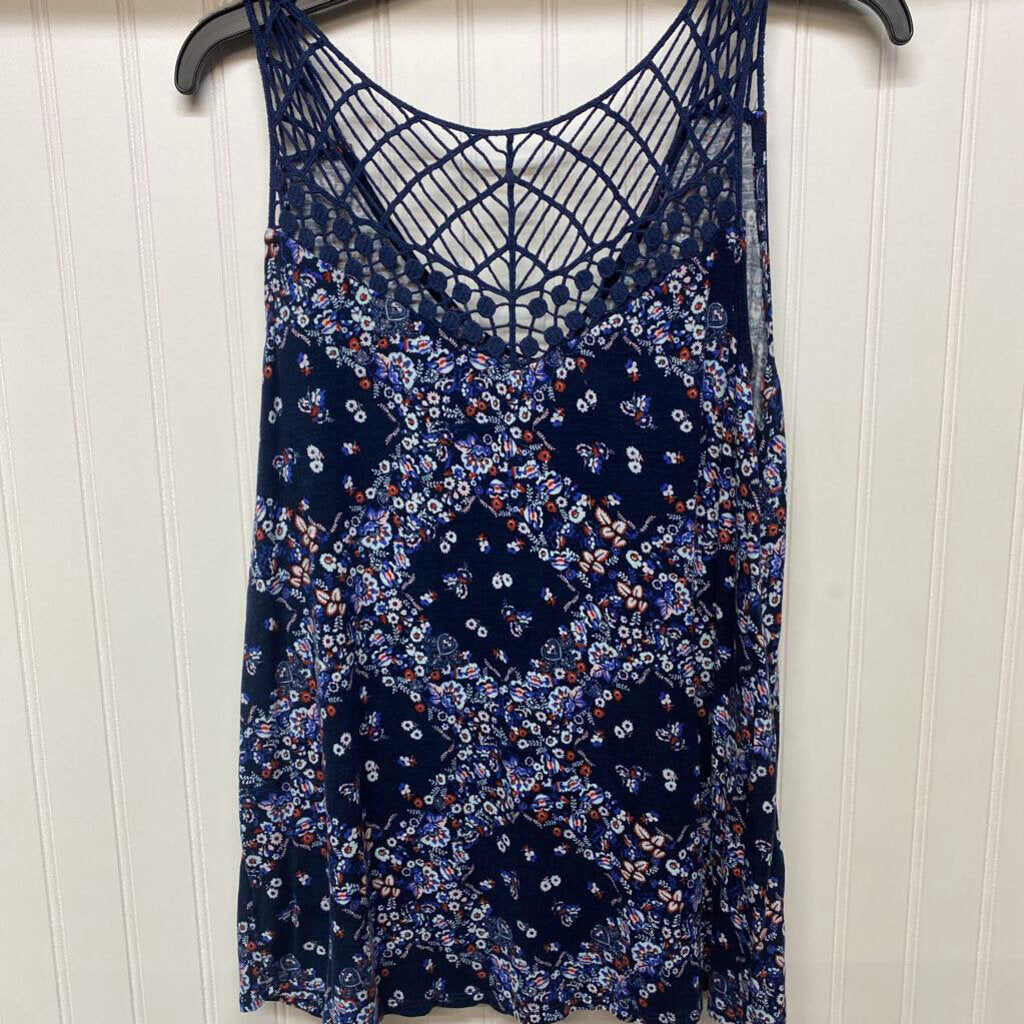 FLORAL SLEEVLESS TOP