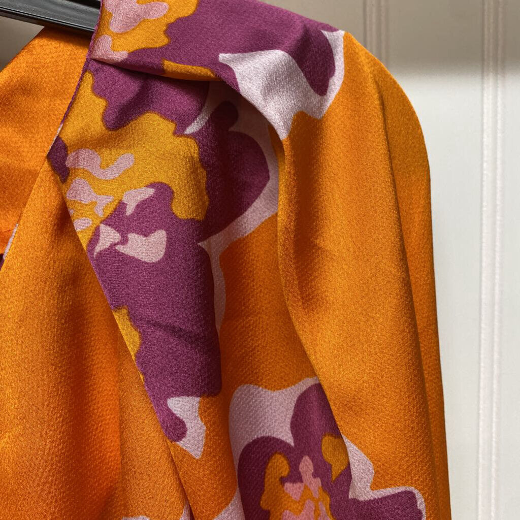 FLORAL SATIN LONG SLEEVED